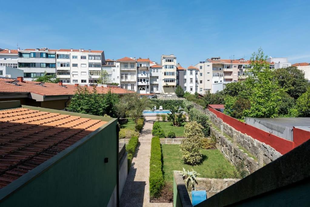 Apartamento Chic Porto Hideaway: Pool & Garden Exterior foto