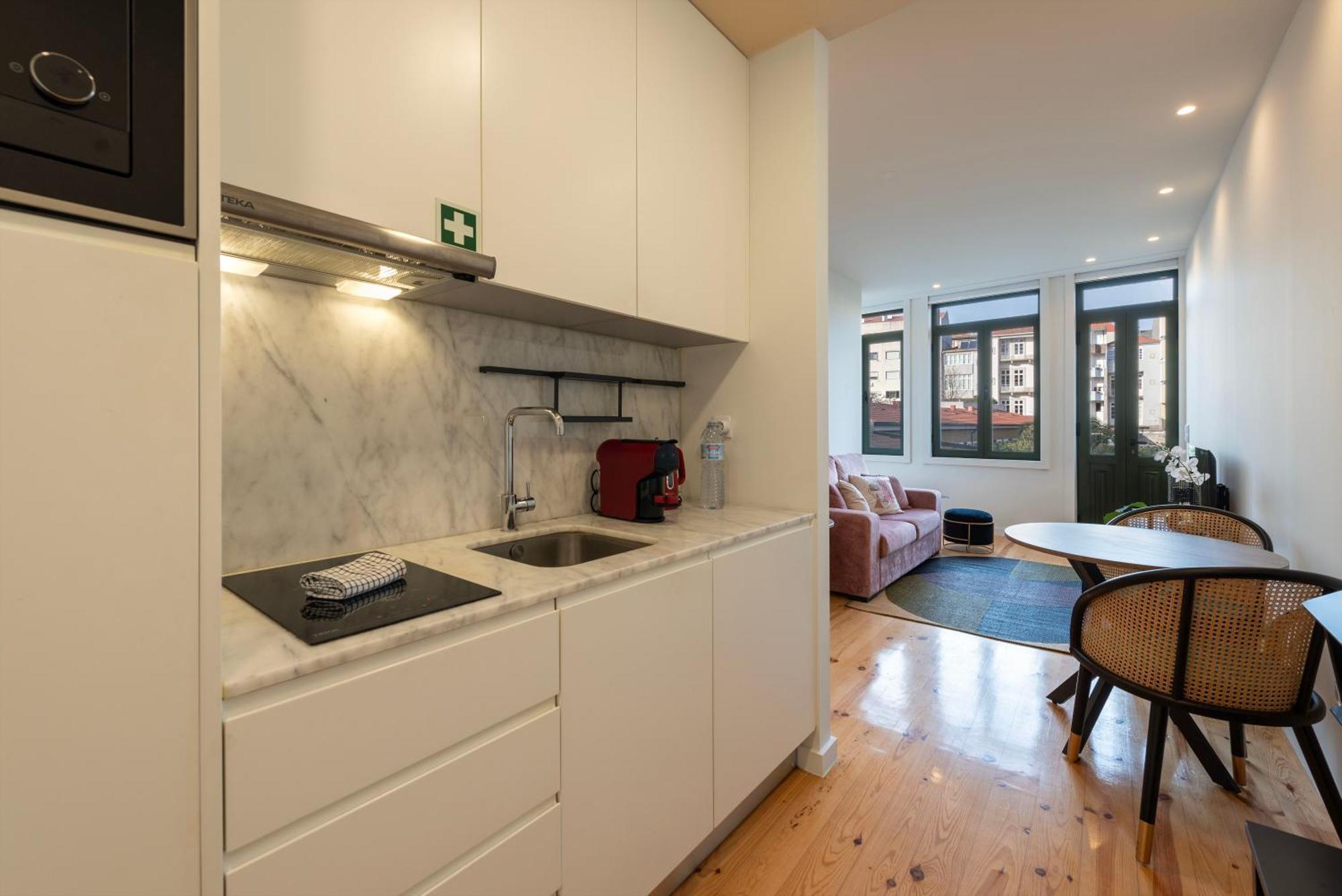 Apartamento Chic Porto Hideaway: Pool & Garden Exterior foto