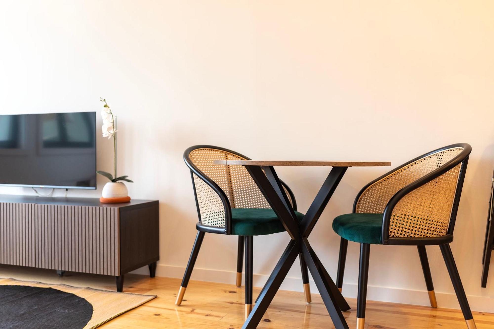 Apartamento Chic Porto Hideaway: Pool & Garden Exterior foto